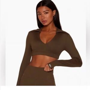 SET ACTIVE long-sleeved, collared brown crop top size small
